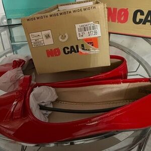 No Call Red Ballet Flats 8.5W